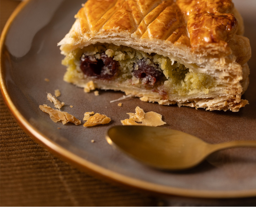 Galette des Rois Pistache Griotte pour l’Epiphanie | Maison Alsacienne de Biscuiterie