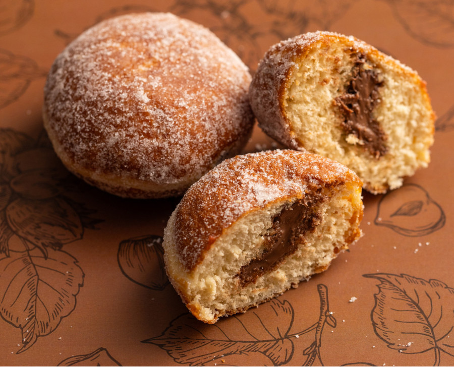 Beignet chocolat noisette - beignet de carnaval et mardi gras Beignet chocolat noisette - beignet de carnaval et mardi gras