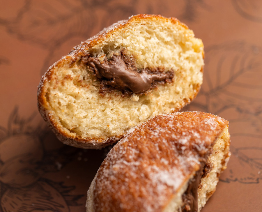 Beignet chocolat noisette - beignet de carnaval et mardi gras Beignet chocolat noisette - beignet de carnaval et mardi gras