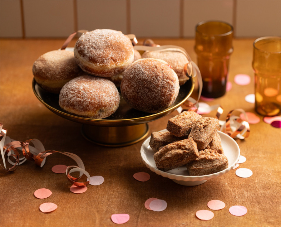 Apple & Damson Plum Beignet – Carnival beignet | Maison Alsacienne de Biscuiterie